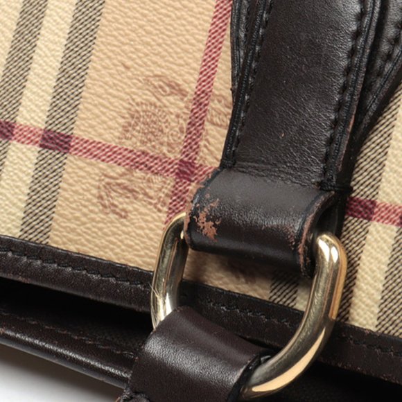 authentic BURBERRY Beige Leather Shoulder Bag - Picture 3 of 16